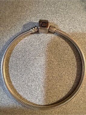 Chamilia Classic Silver Snake Chain Charm Bracelet - C Clasp